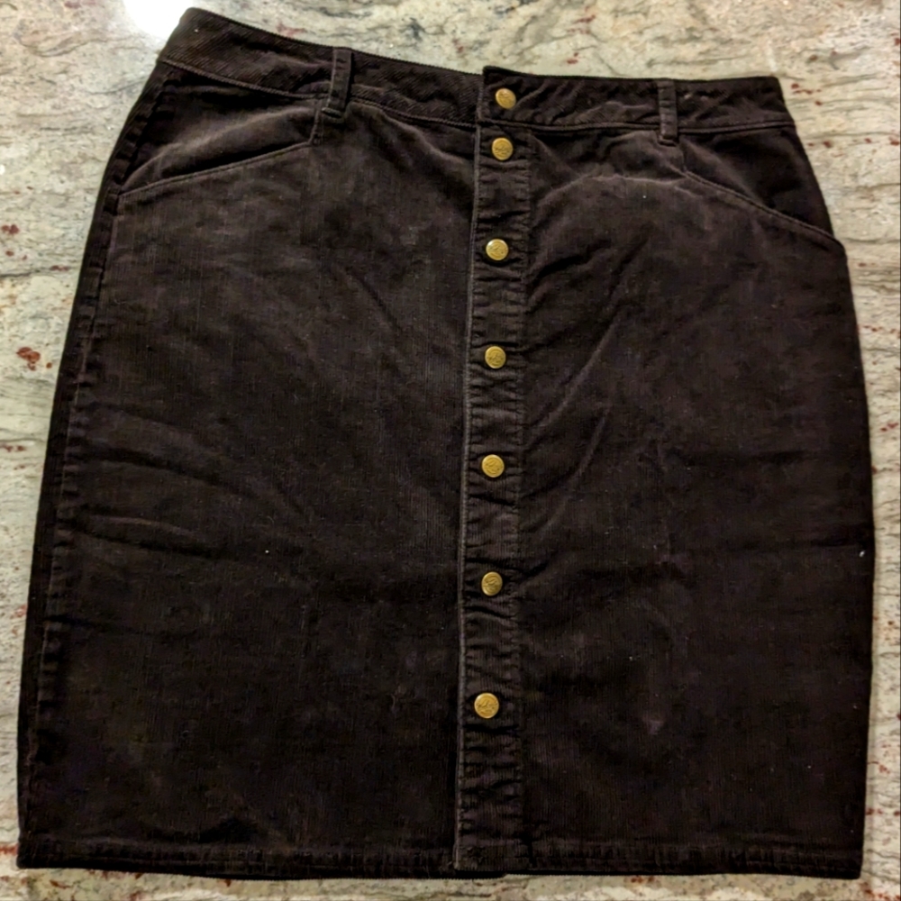 Woolrich Skirt Size 12 Bark Brown Corduroy Straight Pockets Snap Close Soft